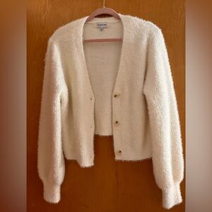 Women’s extremely soft sweater set.